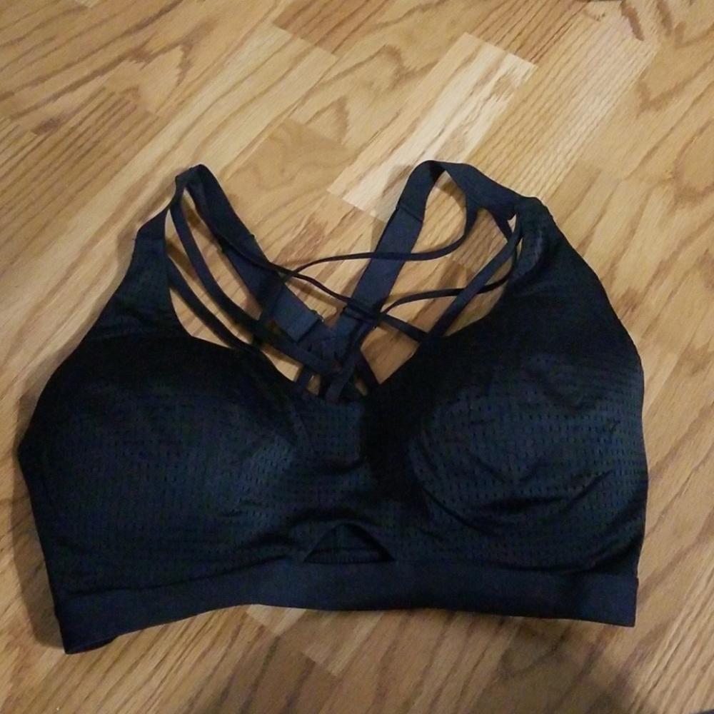 VS sports bra